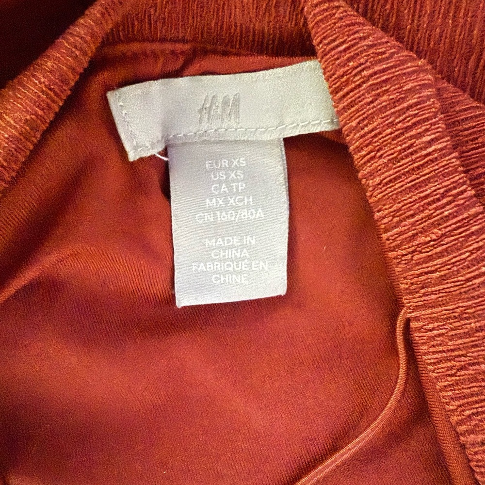 H&M Rust Orange Knit Top - Picture 3 of 3